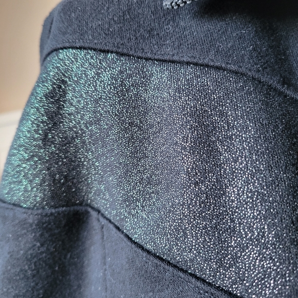 Black and metallic green JoyLab Cropped Sweatshirt SZ - Picture 9 of 12